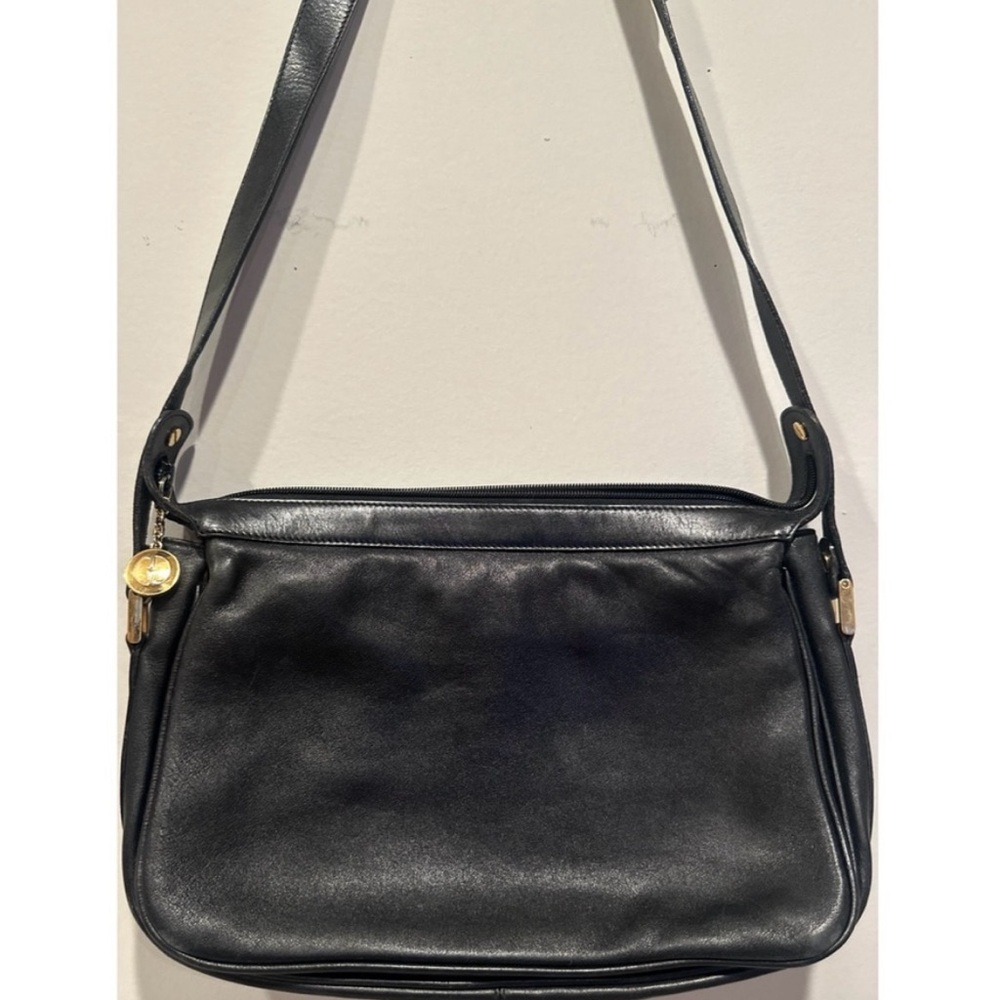 Authentic Gucci Large Black Leather Vintage Over-The-Shoulder Bag - Picture 9 of 14